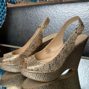 Gold snake pattern Nine West wedge sandals!